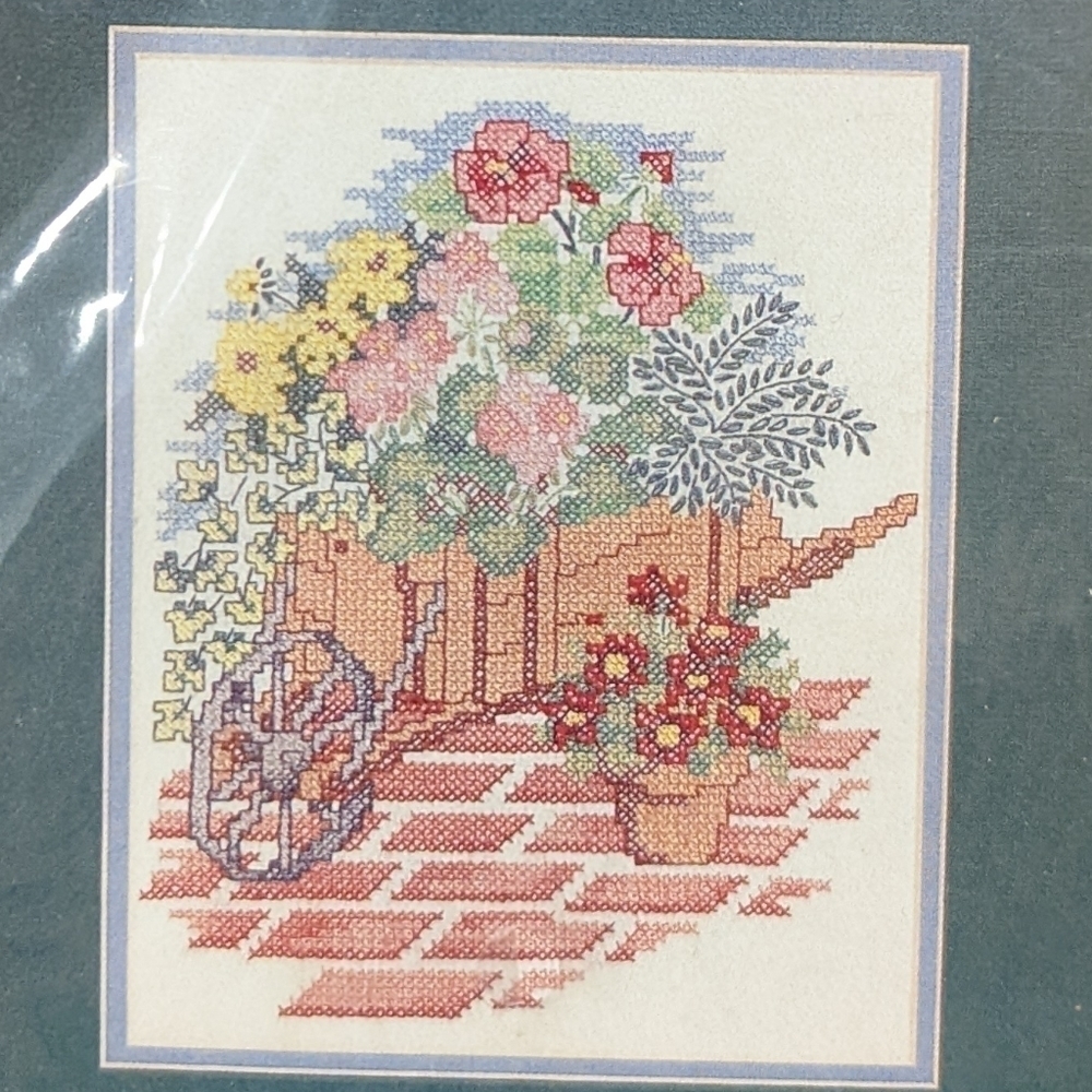 Bucilla Gallery Of Stitches #334951 Flower Garden Sampler Pair Cross Stitch - Picture 3 of 11